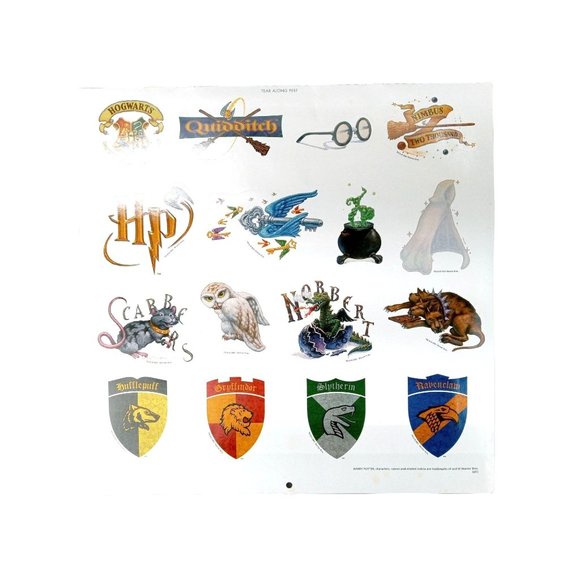 Vintage Harry Potter 16 Count Sticker Sheet Gryffindor Quidditch Hogwarts Hedwig - Picture 1 of 4